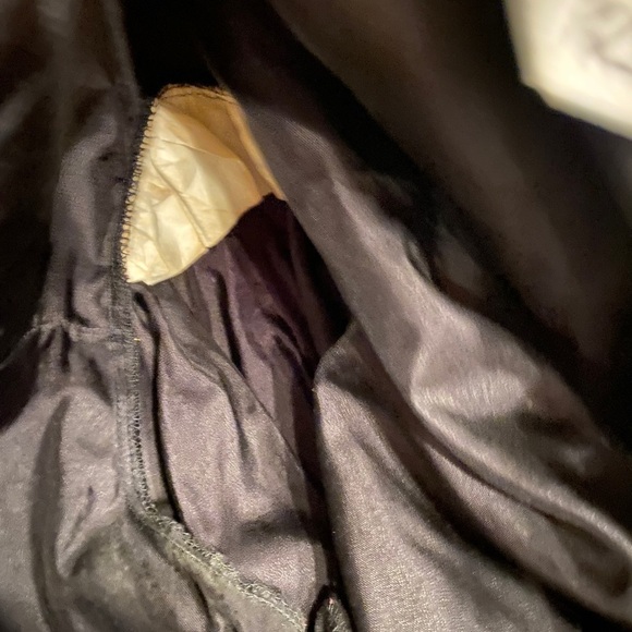 Elegant Black and Gold Button Down Shirt size Large - Picture 13 of 16